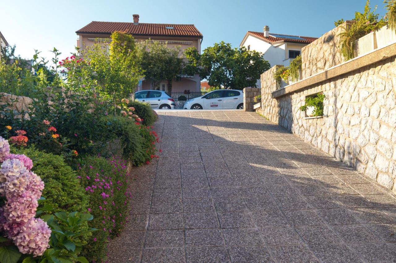 Apartmani Paradiso Krk Town Eksteriør billede