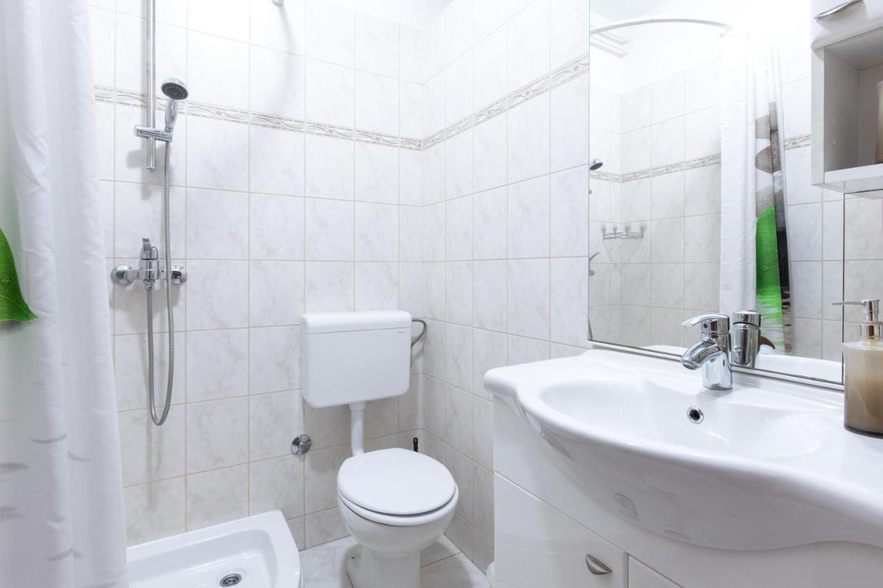Apartmani Paradiso Krk Town Eksteriør billede