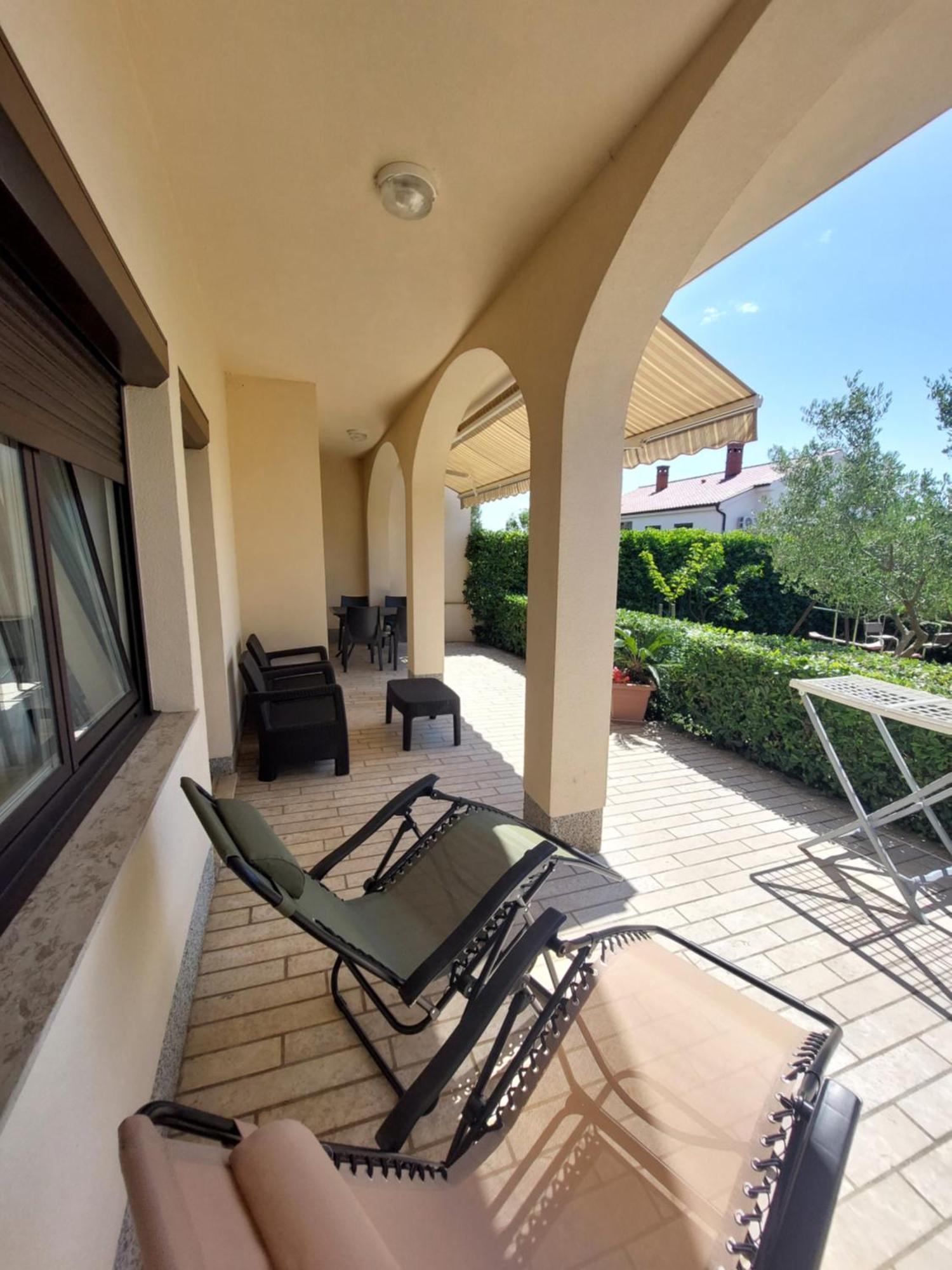 Apartmani Paradiso Krk Town Eksteriør billede
